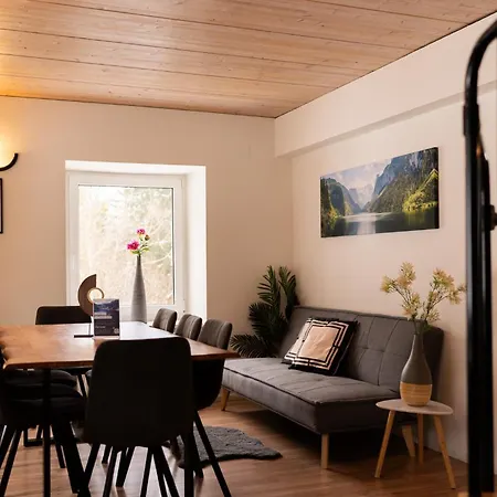 Homy Alpenlodge דירה *