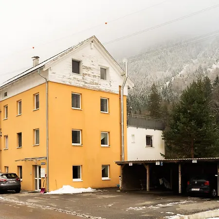 Homy Alpenlodge דירה *