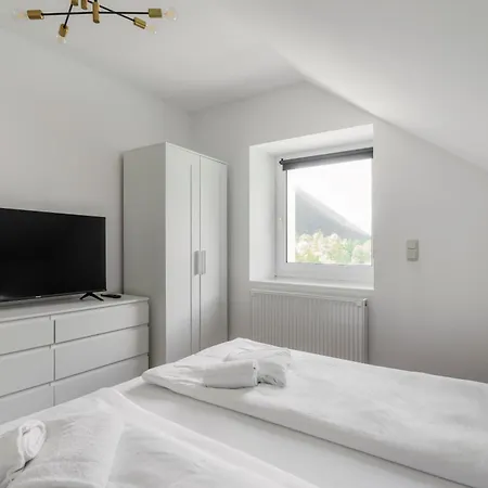 Homy Alpenlodge Apartamento
